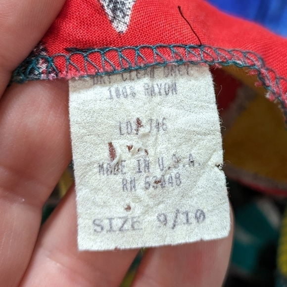 Vintage red yellow blue green abstract print sleeveless dress 9/10 - Picture 7 of 7